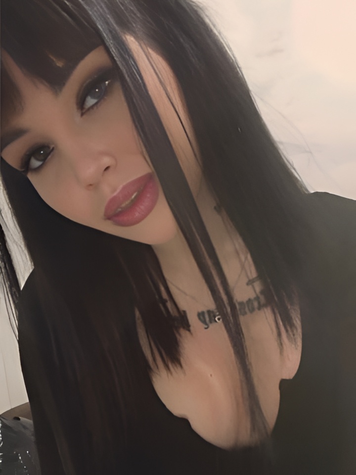 Богдана привлекательная девушка из Заводоуковска цена от 4000 руб