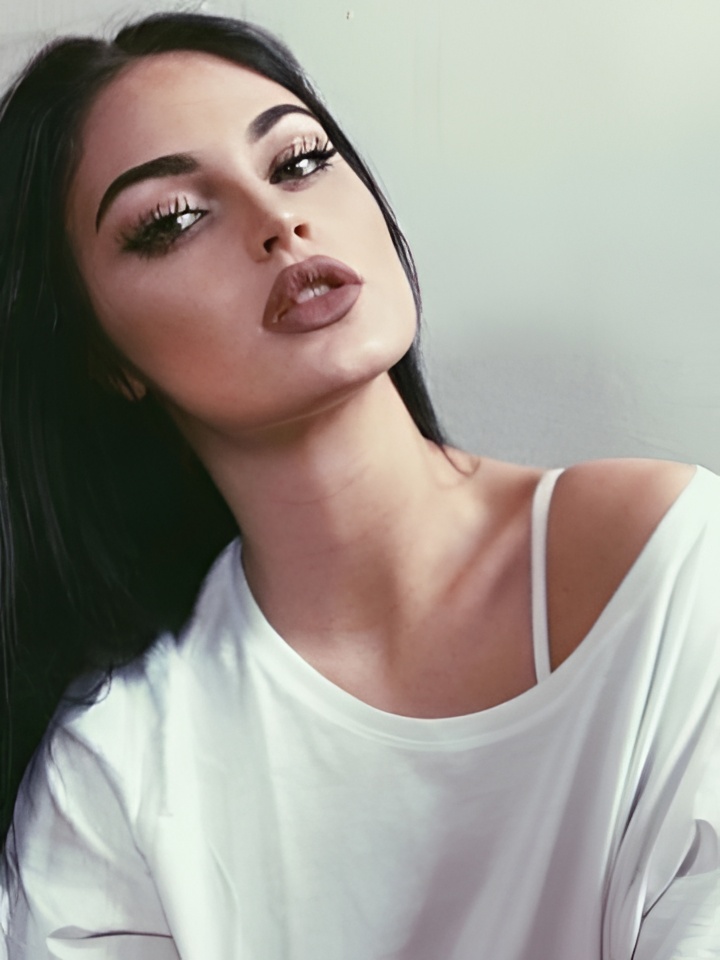 Моника привлекательная девушка из Заводоуковска цена от 3000 руб