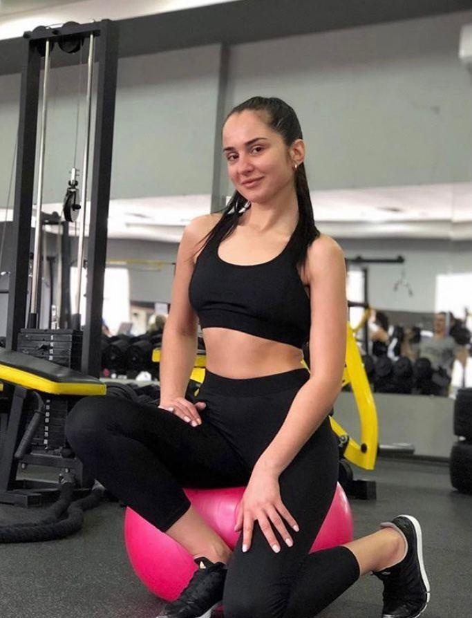 🎥 Наденька привлекательная девушка из Заводоуковска цена от 5000 руб