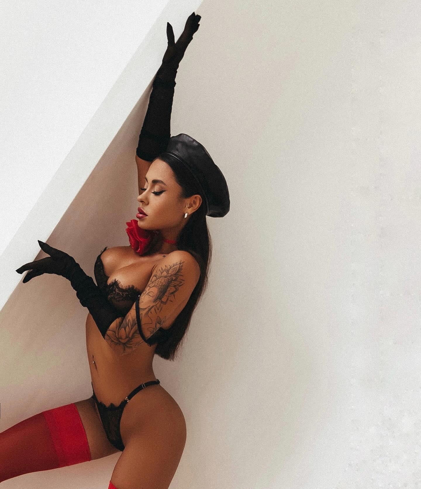 Яна привлекательная девушка из Заводоуковска цена от 4000 руб